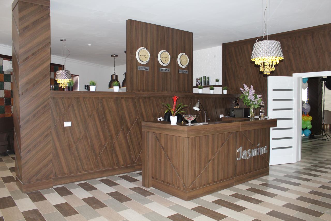 Hotel Jasmine Atyrau Exterior photo